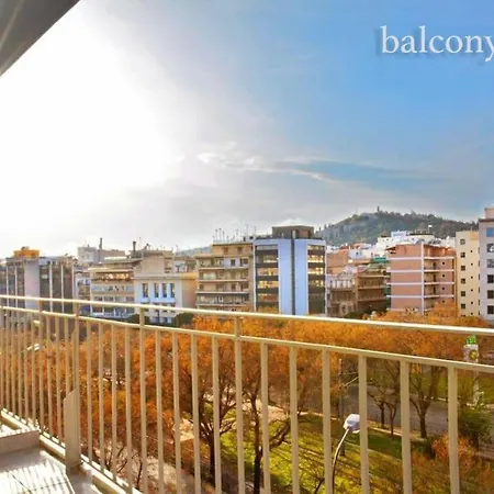 Near Acropolis, 3 Bedroom 2 Bathroom Big Beautiful * Athens