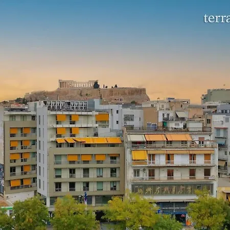 Near Acropolis, 3 Bedroom 2 Bathroom Big Beautiful Apartment
